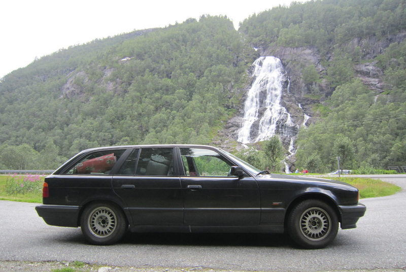 Illustration for article titled E34 520i Touring The North - An Exhaustive Review